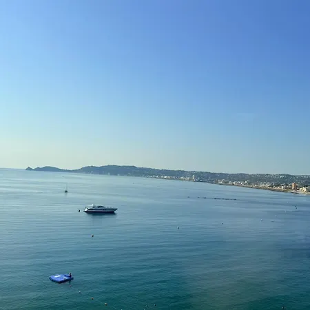 With Lovely Sea Views アパート *